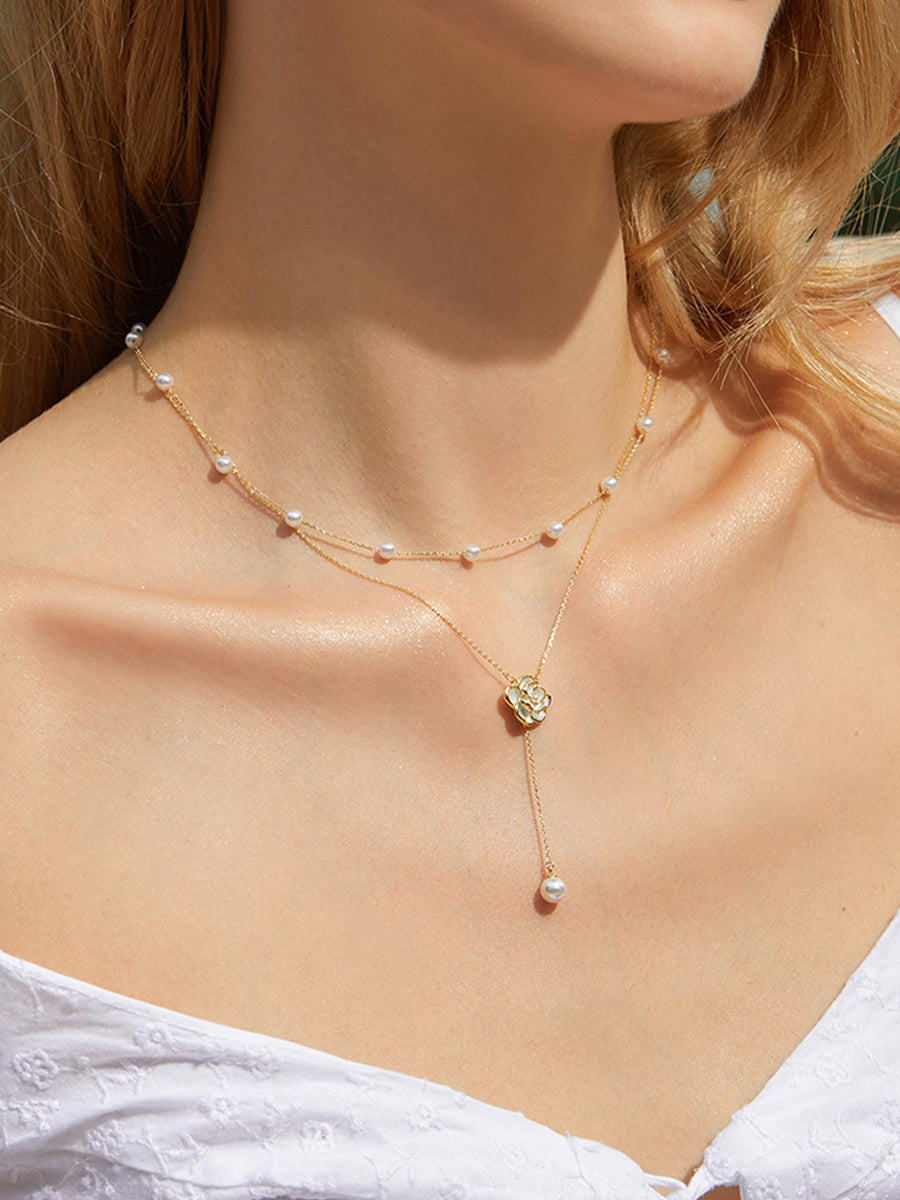 Camellia Path Necklace