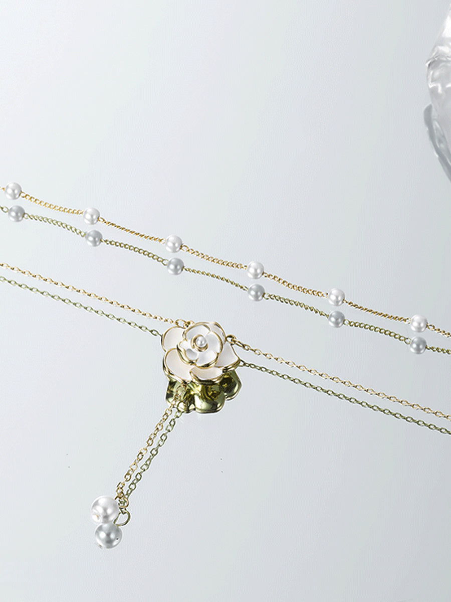 Camellia Path Necklace
