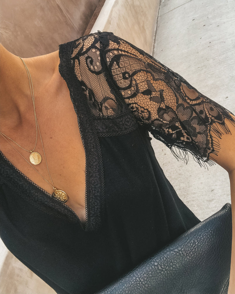 Sweet Side Lace Top - Black